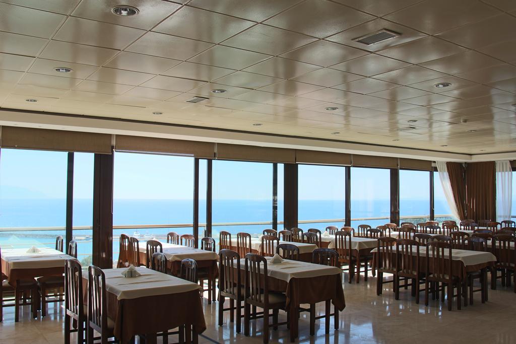 Esat Hotel Kusadasi Exterior photo