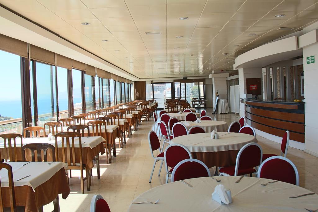 Esat Hotel Kusadasi Exterior photo