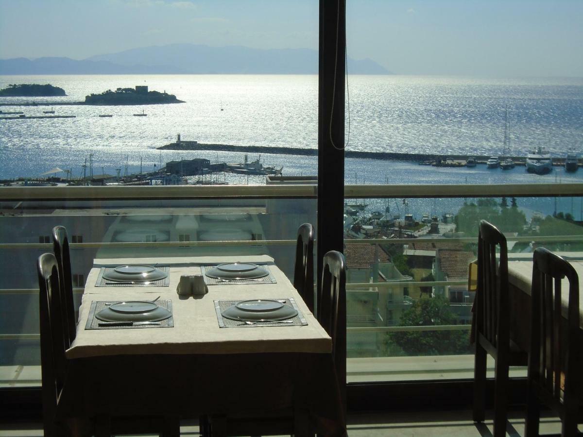 Esat Hotel Kusadasi Exterior photo